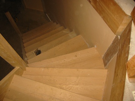 stairsdone1.jpg